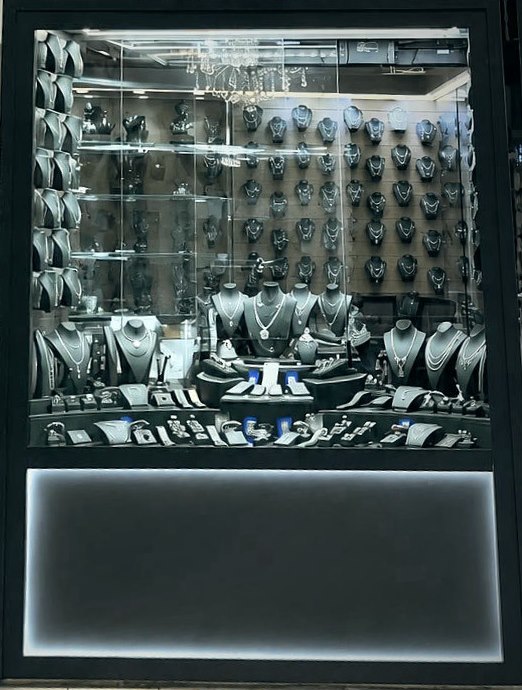 The display window — necklaces, rings and sets